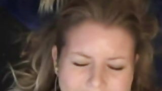 Faccia in primo piano granny granny sesso grande orgasmo agonia film porno