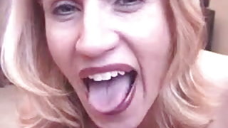Troia sammi ragazza xxx pompino video porno in streaming