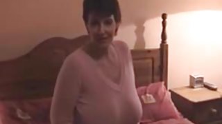 Mega grucce mom free pron - la donna di un altro in mostra le sue chicche! Giovane porno video clip