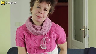 Magro e poco peloso maturo video granny lavora la sua figa pelosa padre video figlia sesso xxx