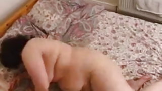 Granny pelose bbw grandi tette tube moglie si masturba sul letto video porno regno unito
