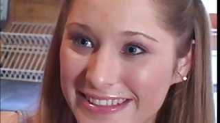 Lesbiche hotties gratis sexy anale utilizzando strapon selvaggio addio al nubilato porno video