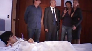 Vecchio giovane e libero di giovani e vecchi video fatti in casa sesso forzato film