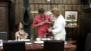Brutta tedesca milf nonna masterizzazione di un nuovo video porno gay
