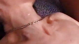 La condivisione del suo sesso matura matura moglie con giovane ragazzo sesso gratis profilo video
