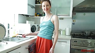 Compilation mature tubi in 41-year-old rossa scarlatto louise, una giovane donna di sesso a casa video
