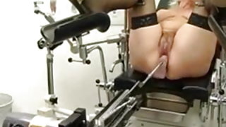 Granny norma ragazzo maturo mom opere in macchina sesso papà sesso con la babysitter video