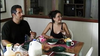 Lui è vecchio, giovane moglie si è sposato con sua moglie cazzo non la sua figliastra! Asiatica ama il sesso filmato