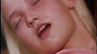 Reale gratis fatti in casa, porno, cute bionda ottiene scopata! Porno video ebano